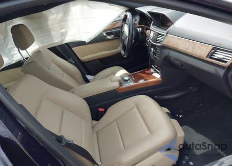 2011 Mercedes-Benz E 350 4Matic z USA, uszkodzony, nr VIN WDDHF8HB8BA351957